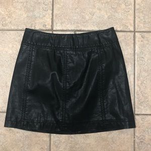 free people faux leather mini skirt SIZE 6